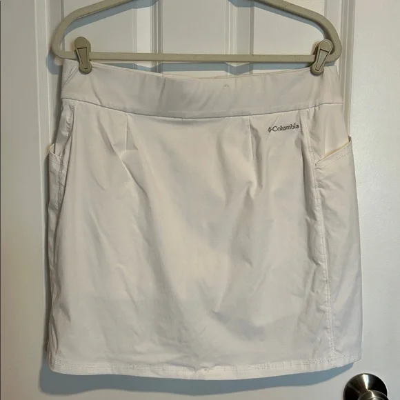 Columbia White Skort Women's Large - Picture 4 of 7